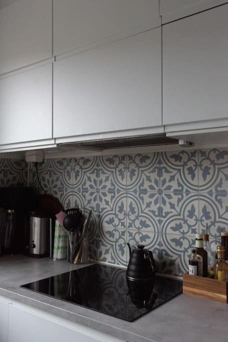 Appartement Modern In Prime Location - Professional Host - Fully Equipped *